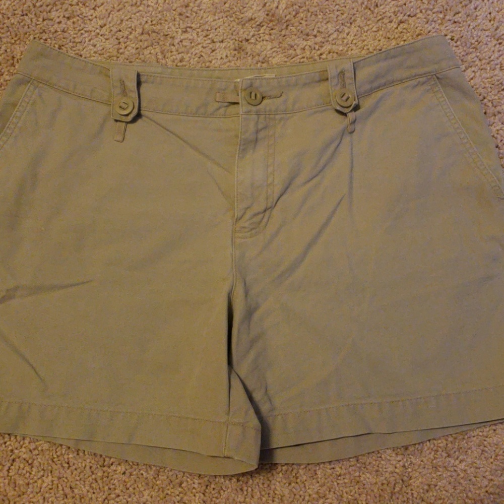 Gap khaki shorts, size 10